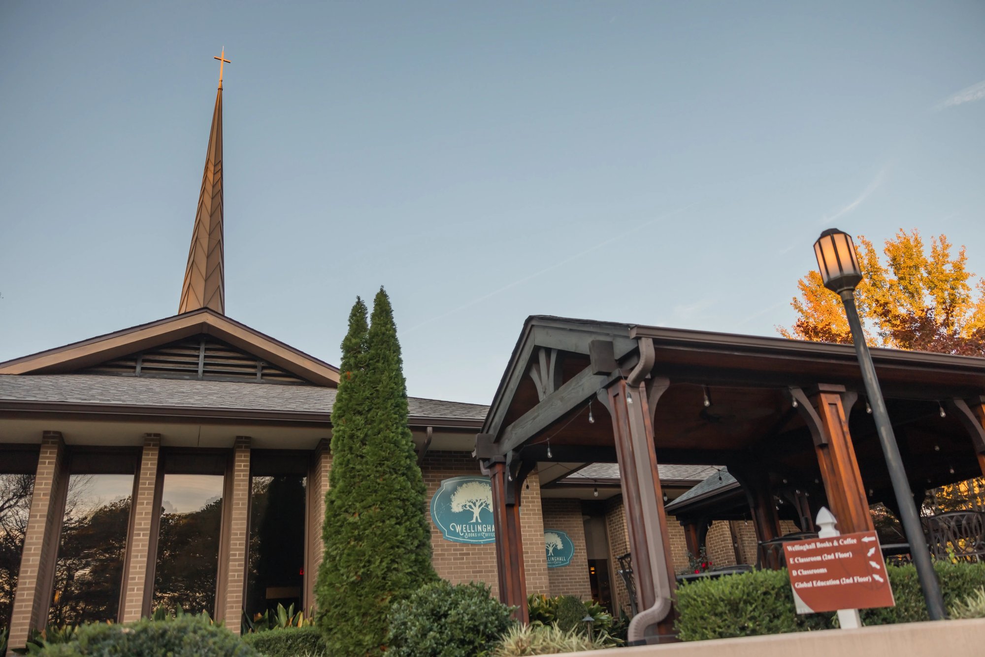 Exterior view of the Reformed Theological Seminary Charlotte campus building with chapel steeple and entrance walkway